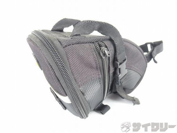 サドルバッグ　エアロウェッジパック　ストラップマウント　Mサイズ