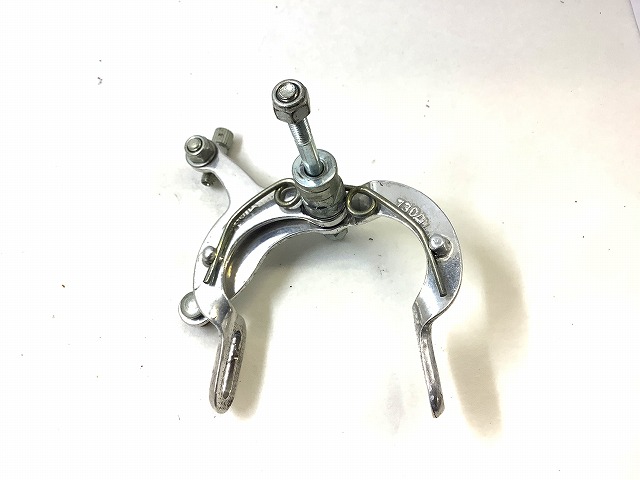 ブレーキキャリパー フロント 　 ※シューなし