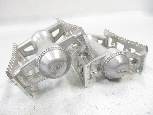 フラットペダル SYLVAN STREAM シルバー