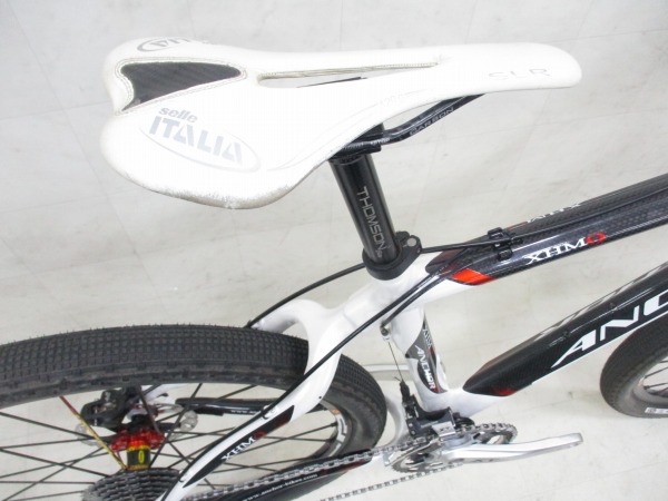 XHM9 Elite DEORE XT組