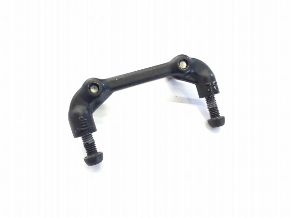 ディスクブレーキマウントアダプター 32