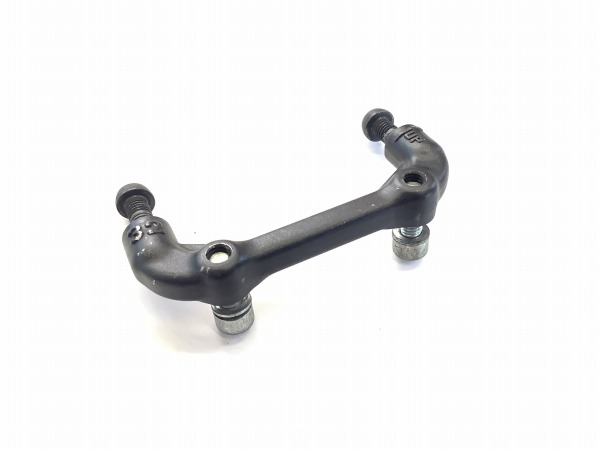 ディスクブレーキマウントアダプター 32