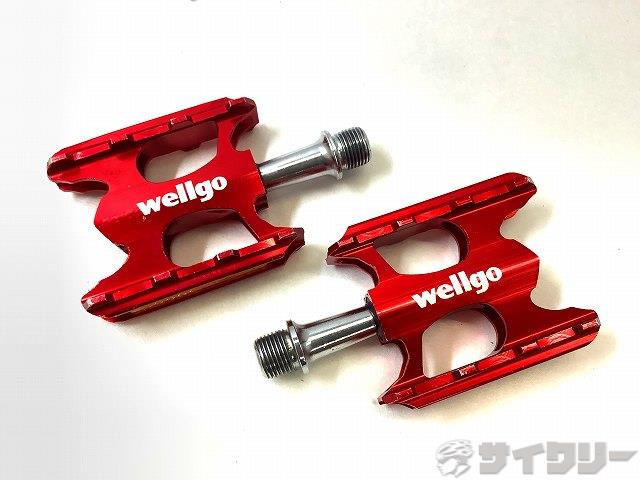 フラットペダル