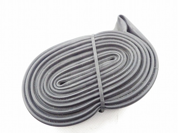 チューブ 700x23-28c/バルブ長：48㎜