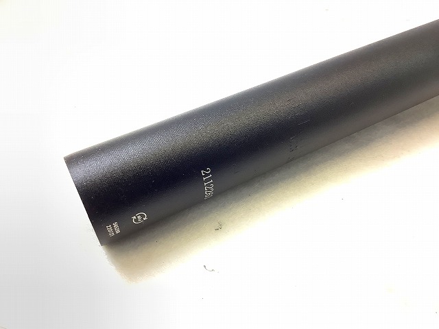 シートポスト　ブラック　31.6mm/400mm　2ボルト