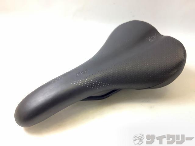 サドル　VOLT　142　