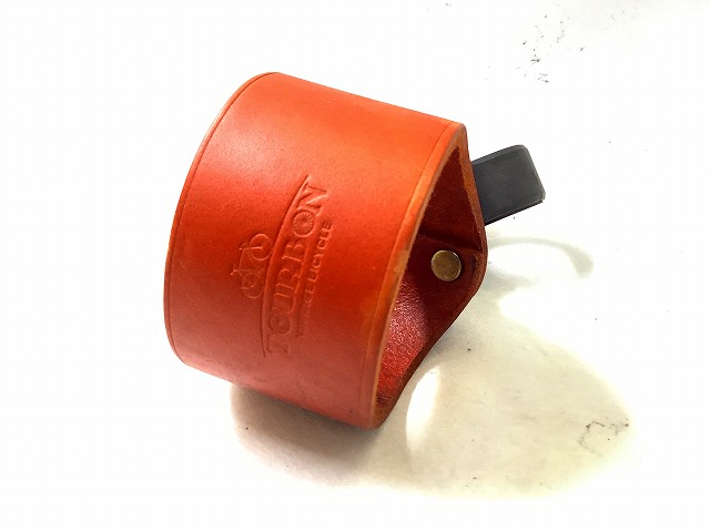 レザー製　飲料ホルダー