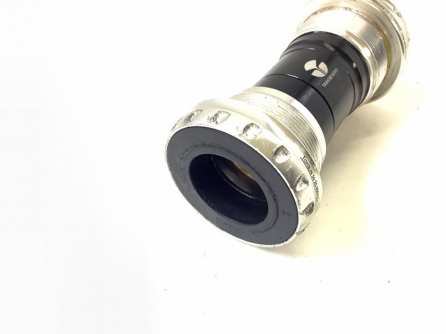 ボトムブラケット　BSA 24mm軸