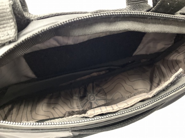 アウトポストフレームバッグ MEDIUM ブラック