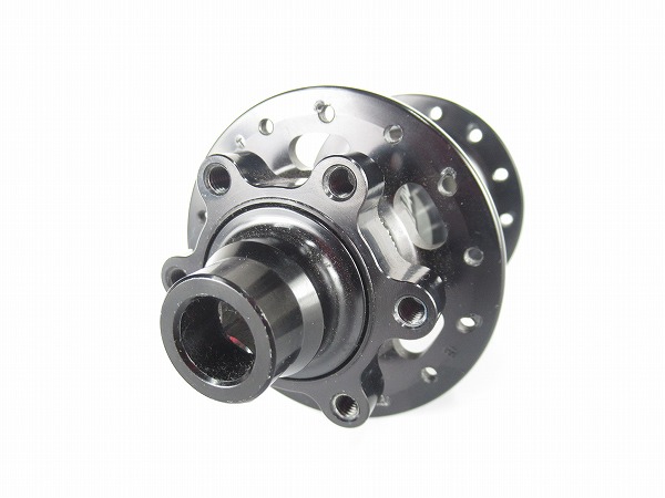 リアハブ　MTB用　BOOST　148mm　12mmスルー　28H