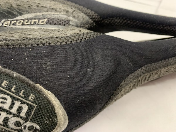 サドル ※強い使用感あり