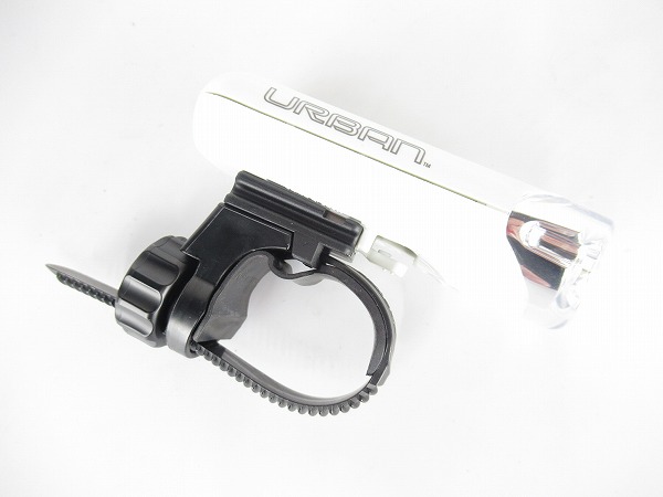 フロントライト　HL-EL140　ホワイト　単3×2本　点灯・点滅