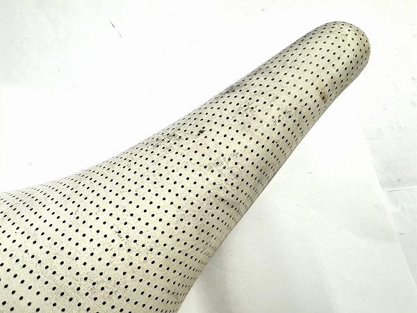 サドル スチールレール ホワイト 使用感あり