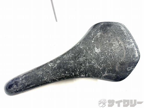 サドル スチールレール ブラック 使用感あり、クッションなし