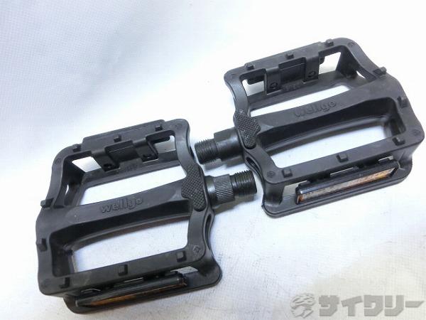 樹脂製フラットペダル