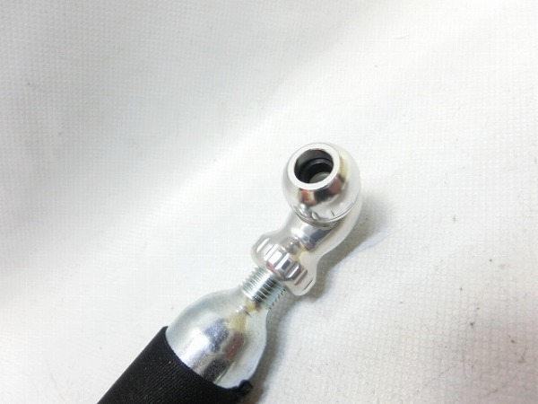 CO2ボンベ用口金