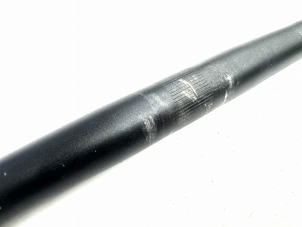 ハンドルバー 約540mm(実測）/25.4mm ブラック