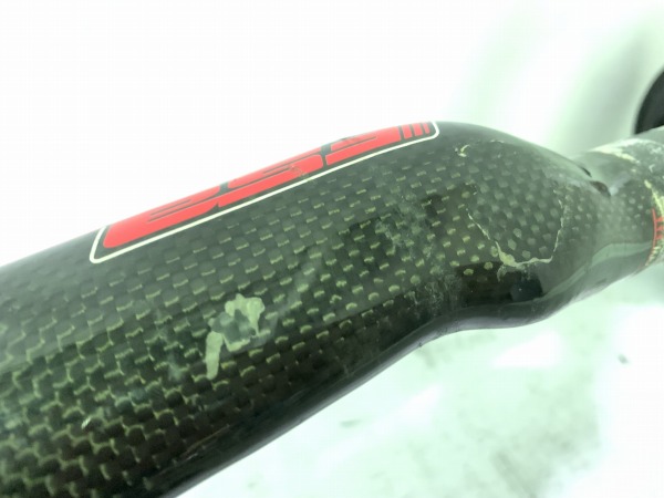 カーボンドロップハンドル K-WING 31.8/400mm　※カーボン浮き、剥がれあり