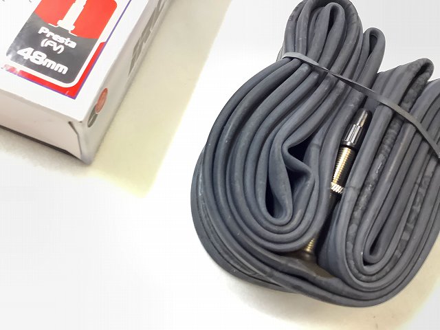 チューブ 700x28-35c　仏式 48mm