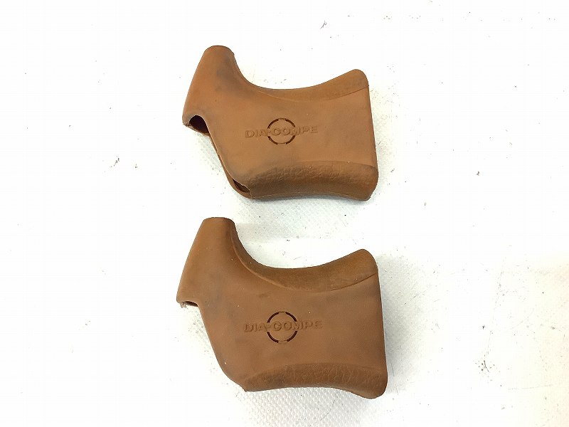 ブレーキレバーフード