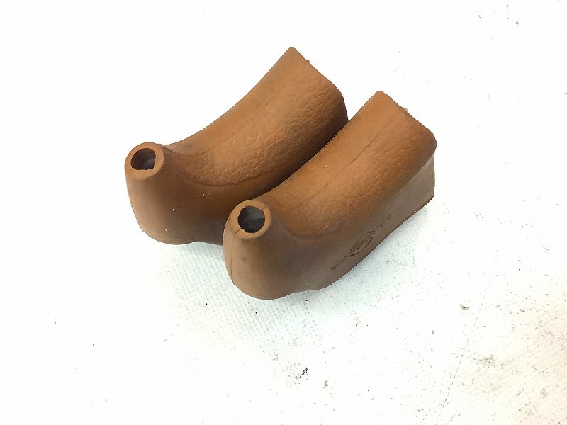 ブレーキレバーフード