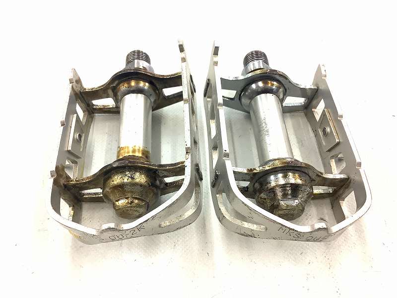 フラットペダル QUILL-2k