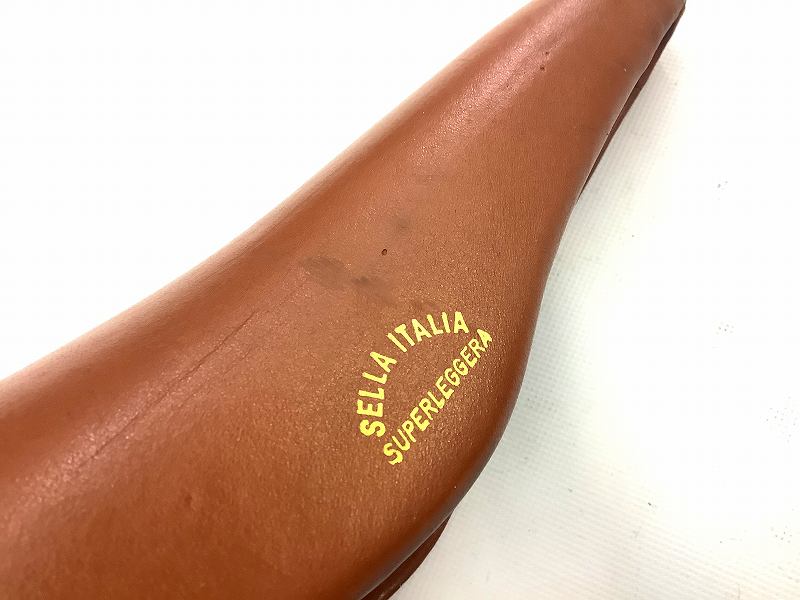 サドル SUPER LEGGERA