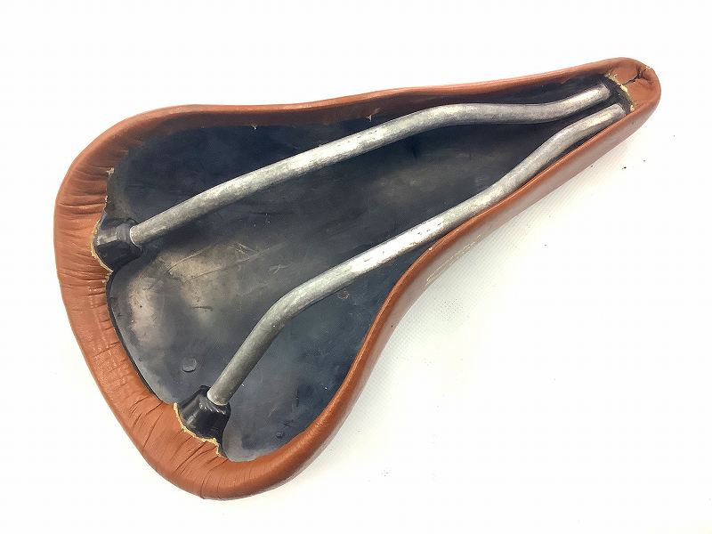 サドル SUPER LEGGERA