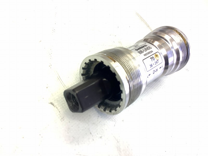 ボトムブラケット BB-UN55 70/116mm ITA