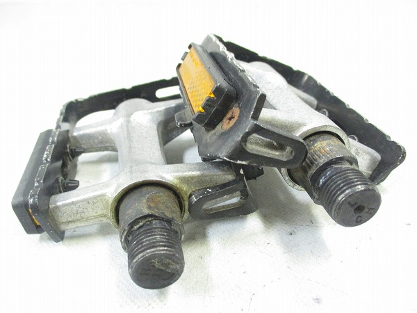 フラットペダル LU-944