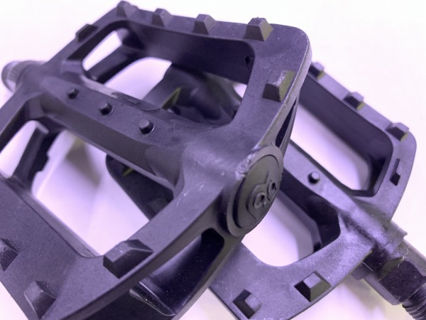 フラットペダル ブラック