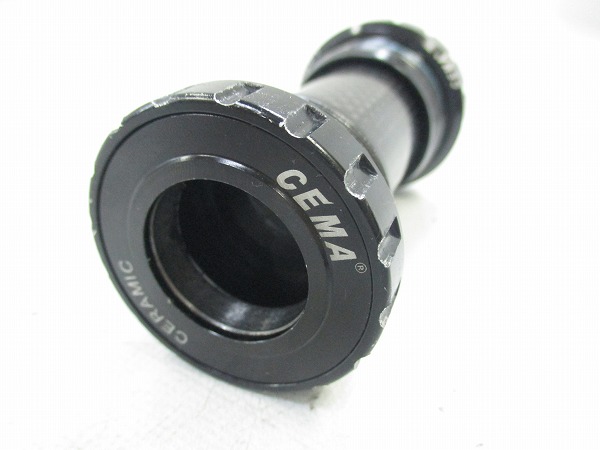 ボトムブラケット SRC-BT-TS01BPR ITA 70mm