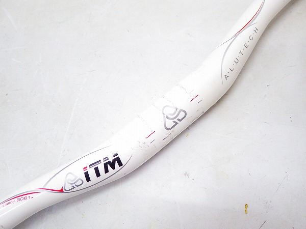 フラットバーハンドル ALUTECH 640㎜/31.8㎜