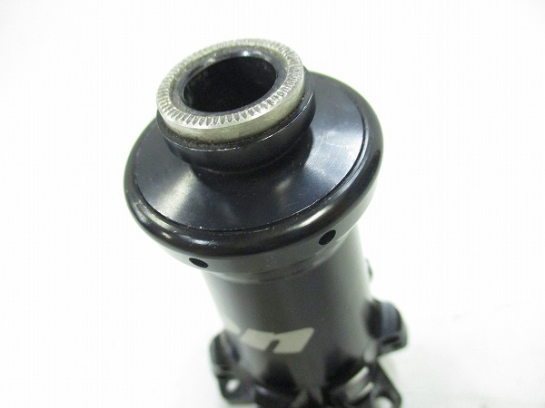 フロントハブ 100mm 12mmスルー