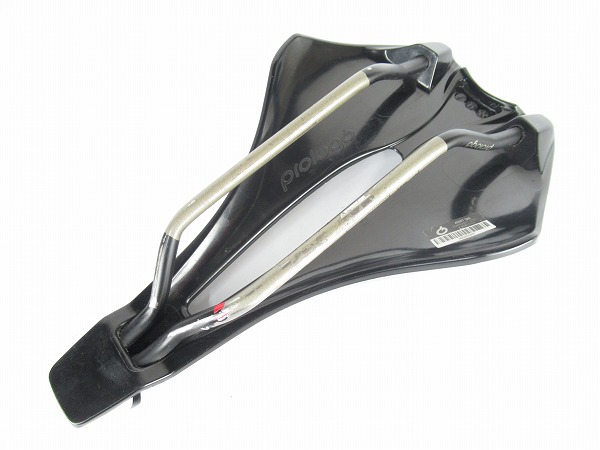 サドル　DIMENSION TIROX　ホワイト　143