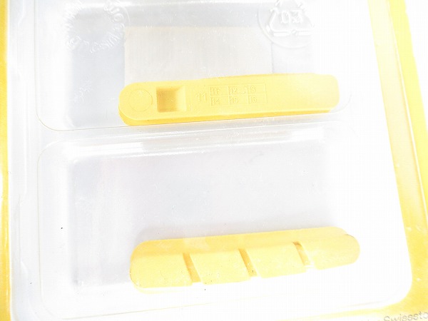 ブレーキシュー　CARBON BRAKE PAD YELLOW（CXR 用)　カンパ対応