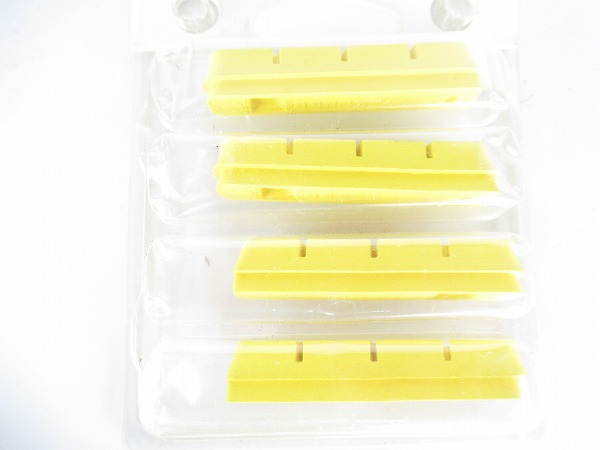 ブレーキシュー　RACE PRO　イエロー　FFWDロゴ　カンパ対応