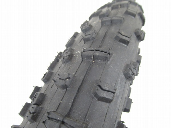 ファットバイクタイヤ　GROUND CONTROL SPORT　24×4.0