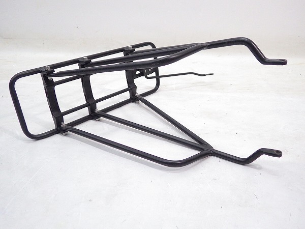 リアキャリア サイズ：370㎜ x 120㎜ 