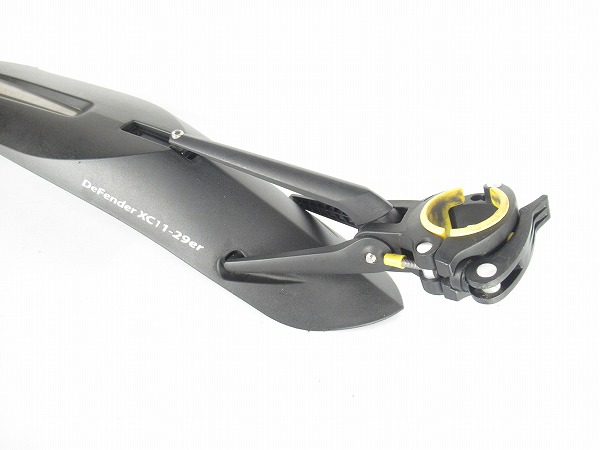 リアフェンダー　Defender XC11-29ER