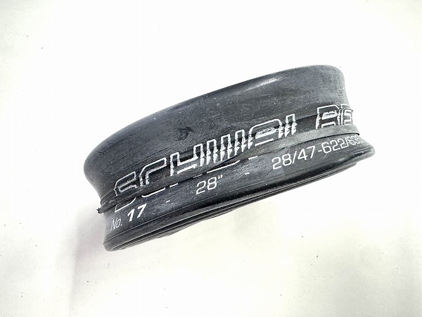 チューブ 700×28-45C 仏式(40mm)