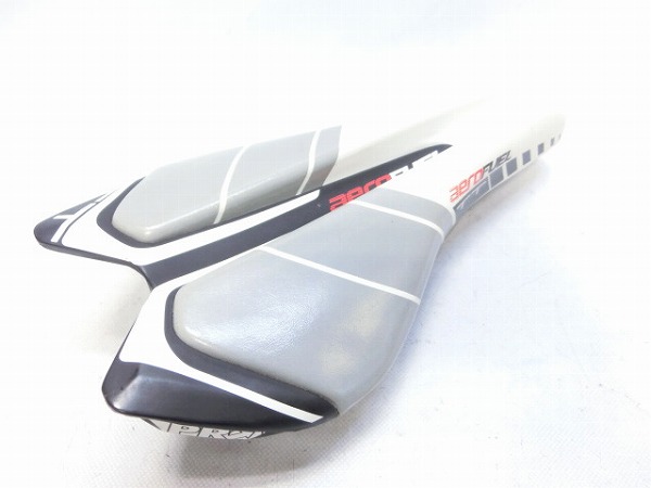 サドル AEROFUEL TT SUS316-Tiレール