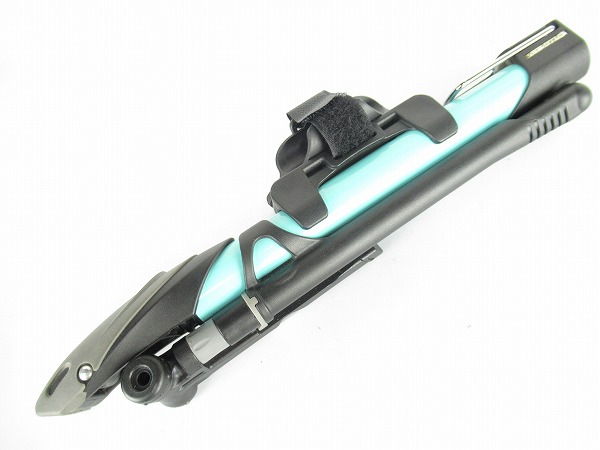 携帯ポンプ　ブラック/チェレステ　米・仏対応