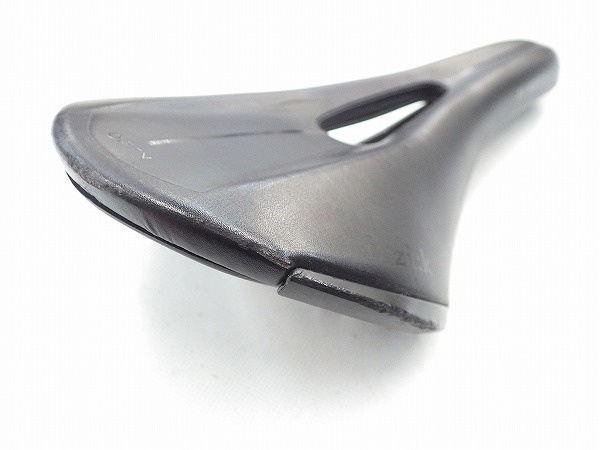 サドル ALIANTE R3 OPEN Kiumレール ※難あり