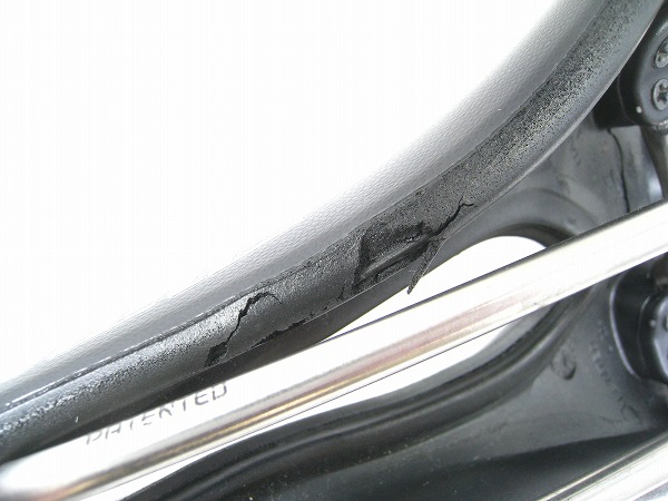 サドル HELL ブラック aisi 304 tube