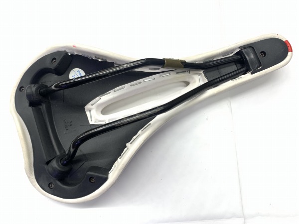 サドル スチールレール