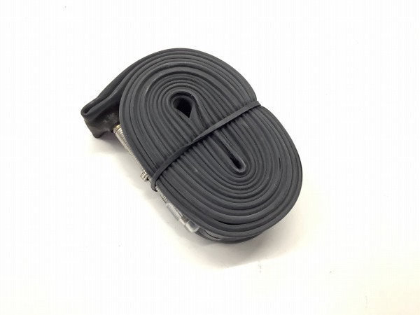 チューブ RAIR 700×23-28C 仏式(48mm)