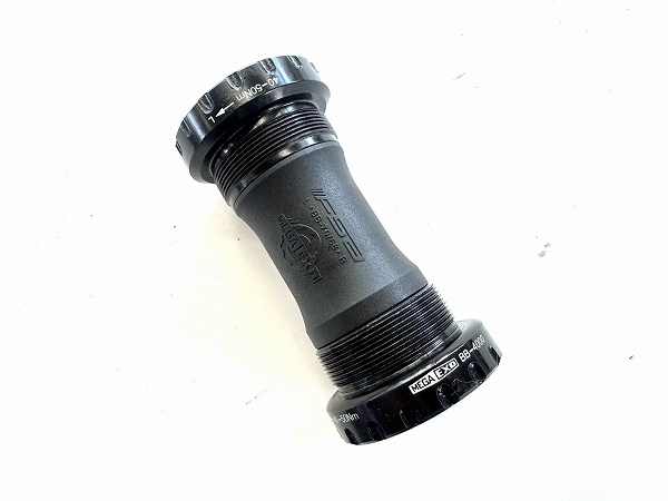 ボトムブラケット BB-4000 MEGAEXO JIS/68mm 19mm