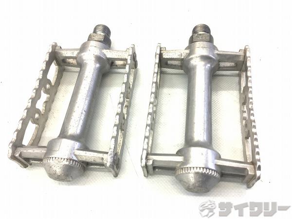 フラットペダル シルバー