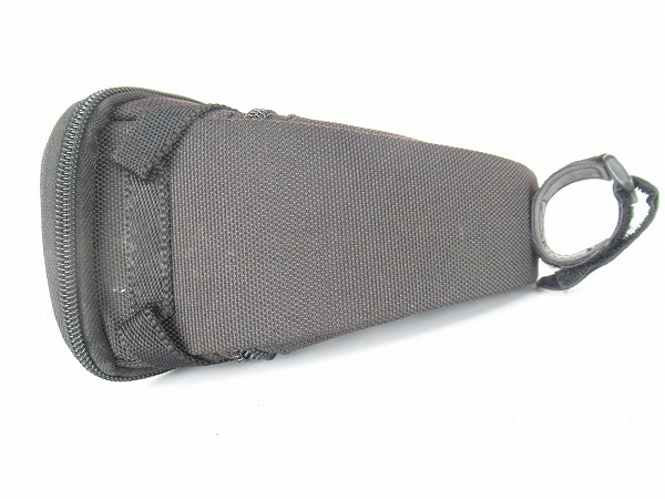 サドルバッグ　エアロウェッジパック　ストラップマウント　Mサイズ